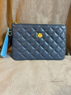Tiffany and Fred navy quilted sheepskin leather pouch 🆕